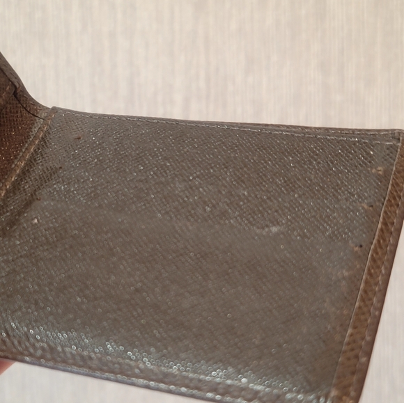 Authentic Louis Vuitton Portivier 3 Volle Taiga Bifold Multiple Wallet - Picture 12 of 15